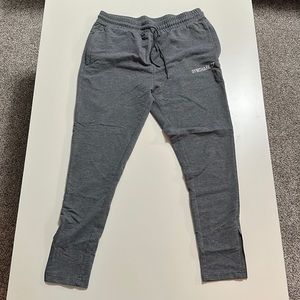 Men’s Gymshark joggers. Size medium. Gray. Excellent condition.